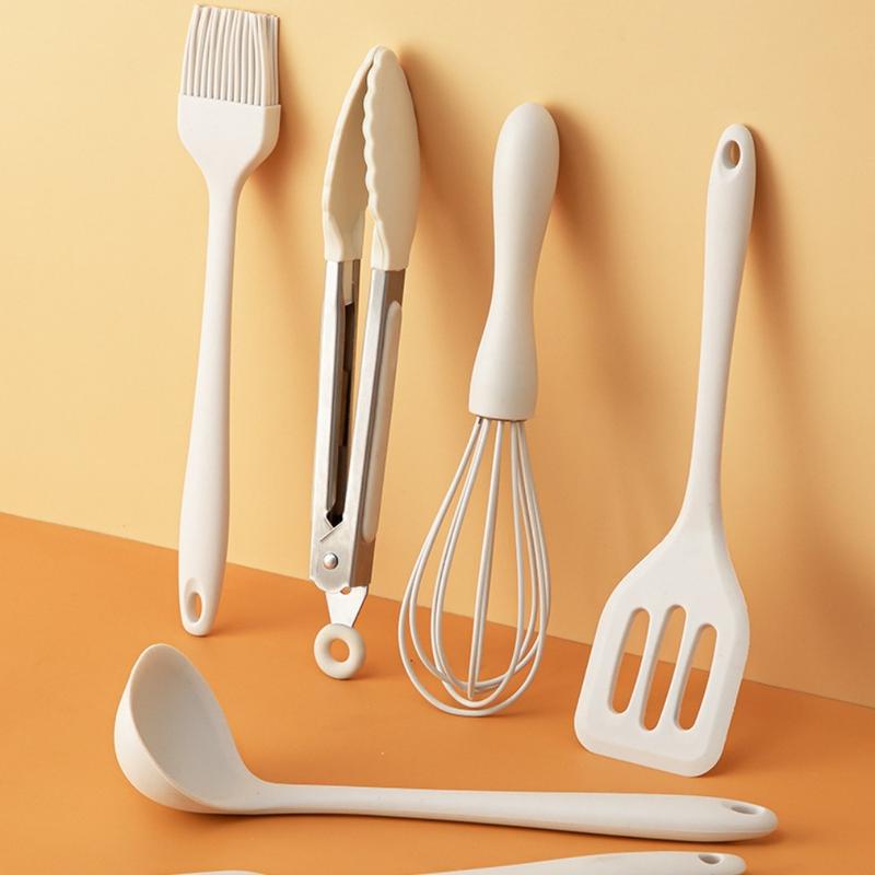 Quà tặng kèm BEAR (không bán) - Bộ Phụ Kiện dụng cụ làm bếp silicone 3 món / 6 món