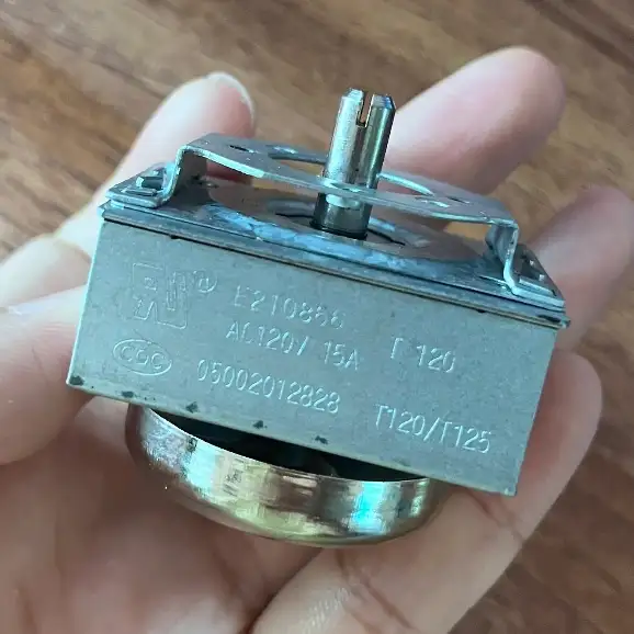 Trục D 90p cao 1.5cm