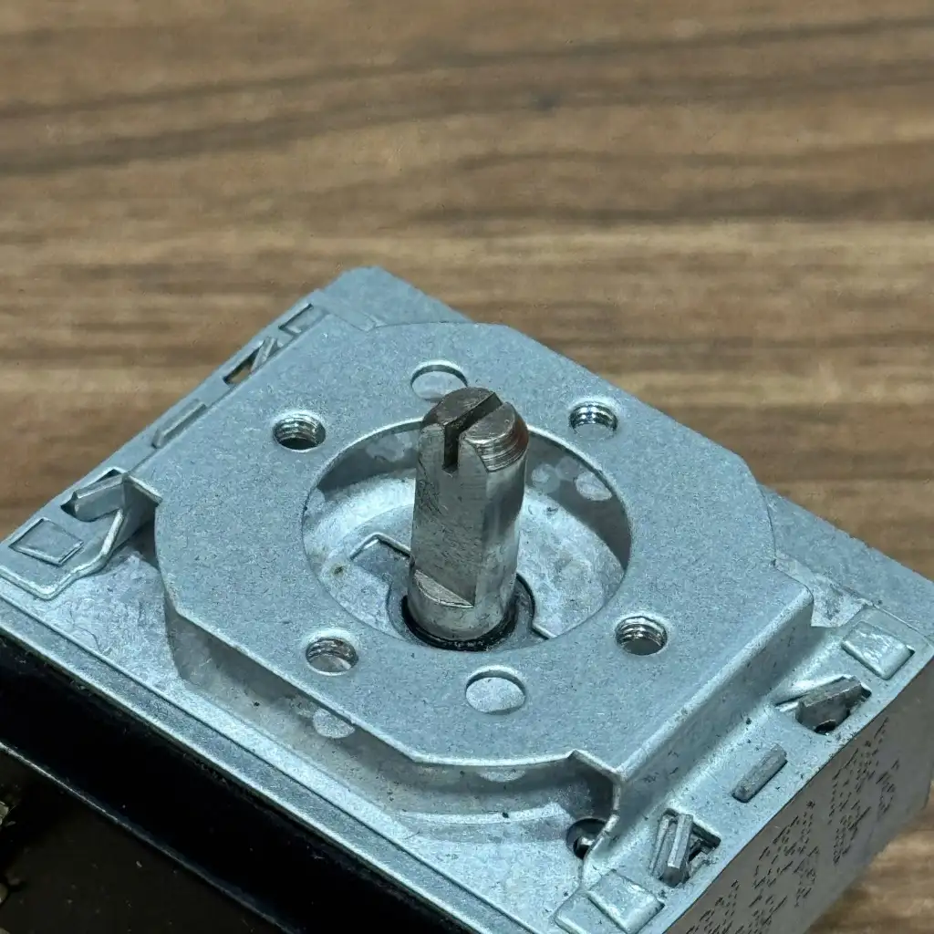 hẹn giờ trục vát 30P
