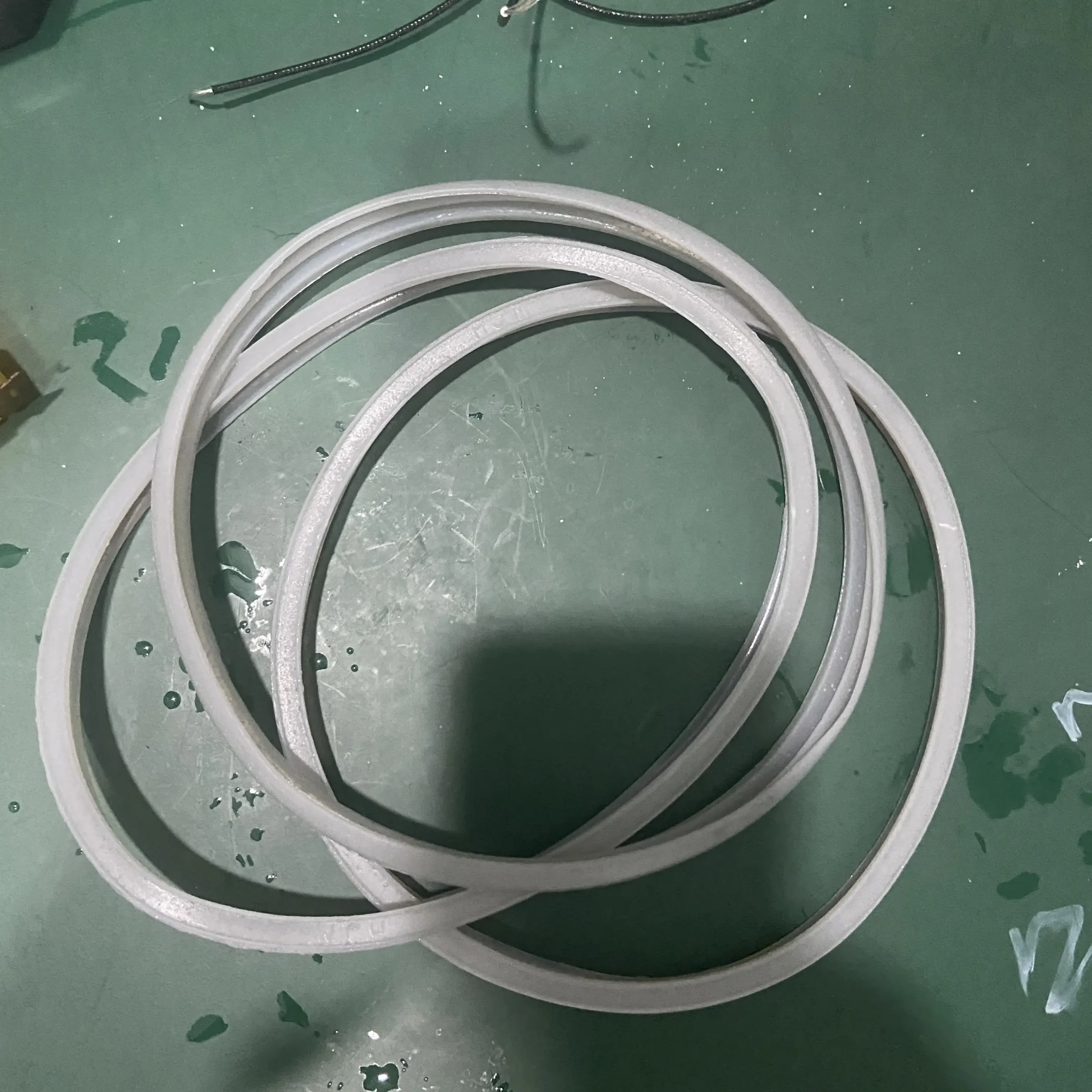 Alternative view of Ron Silicon Bình Thủy Điện Khaluckhome – Phích Nước Điện Chống Rò – Chịu Nhiệt Tốt - Ron cao su